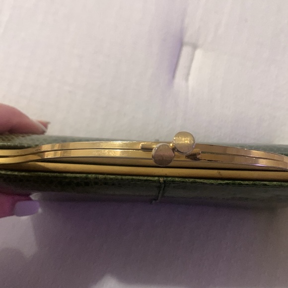 ❤️FINAL DAY❤️Vintage 1960’s green snake skin purse - Picture 4 of 7